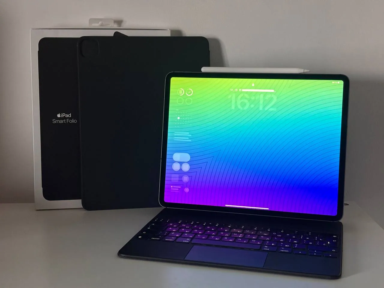 iPad Pro 12.9 4 поколение 2020 128GB Apple Pencil Smart Keyboard 1