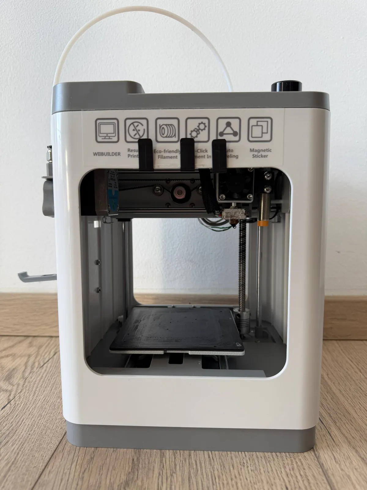3D принтер Weedo Tina2 компактный рабочий 1