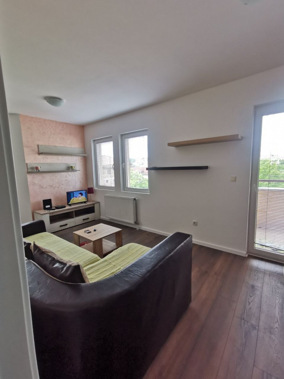 Аренда квартиры студии в Вождоваце 3