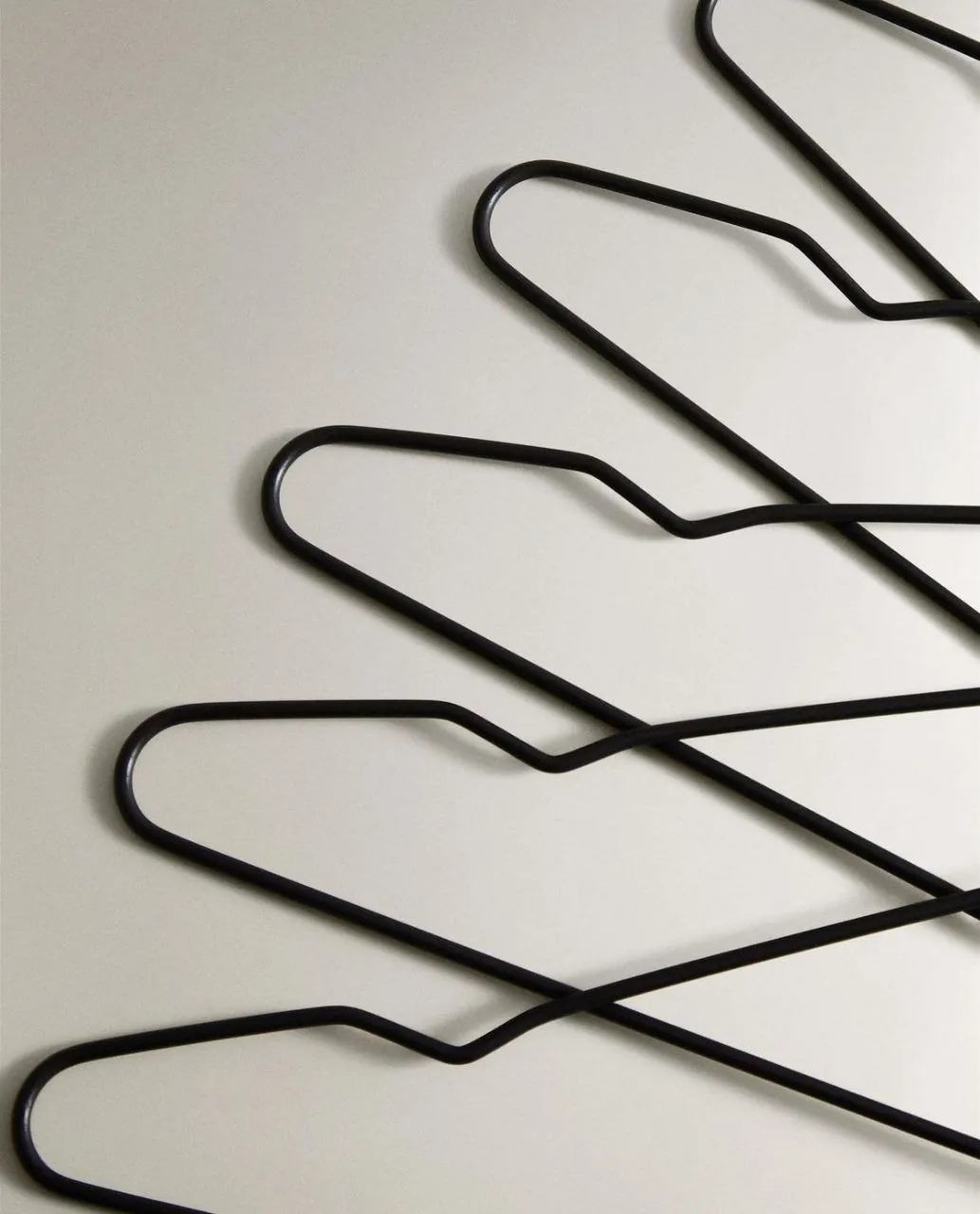 Плечики ZARA HOME прорезиненные 6 штук 3