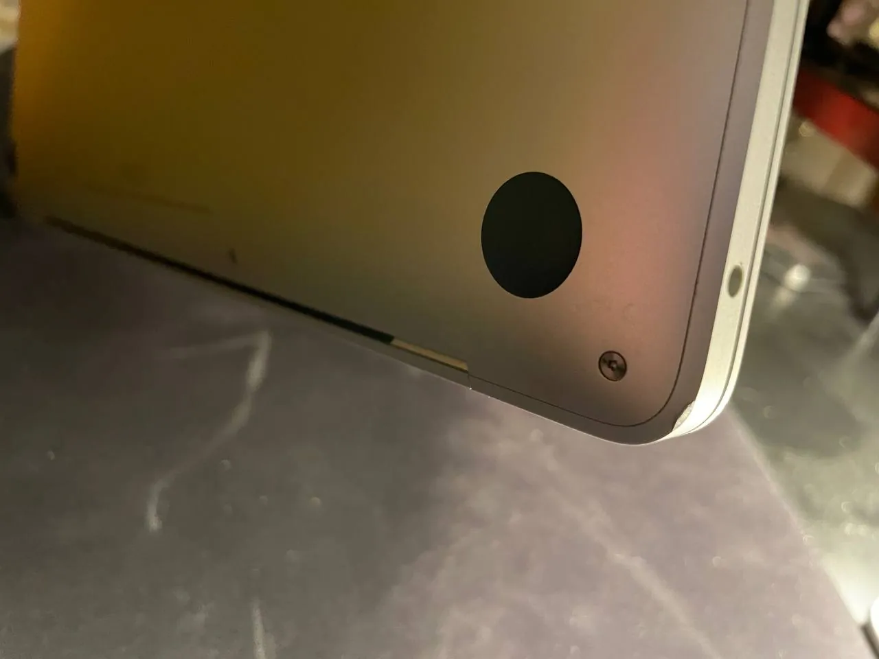 MacBook Air 2020 M1 400 EUR 3