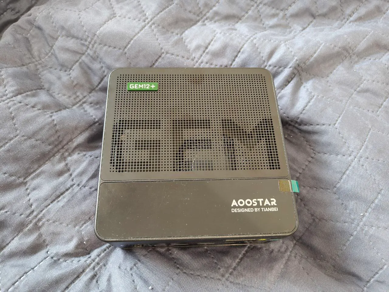 Мини ПК AOOSTAR GEM12+ AMD 8845HS 16GB 1
