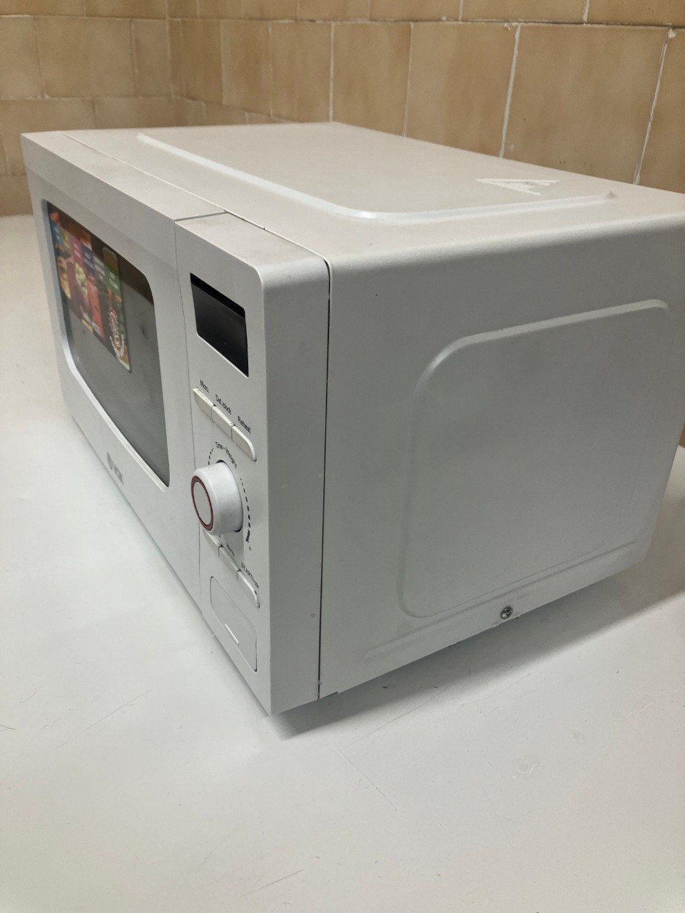 Микроволновая печь VOX MWH-MD25 2