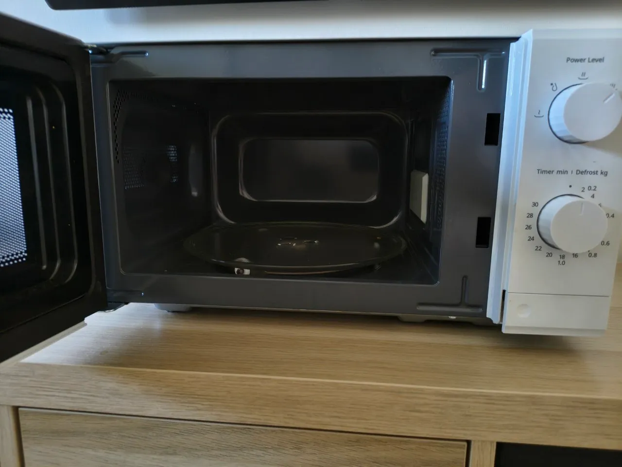 Микроволновка MWH-M25 700W 20L Нови Београд 4