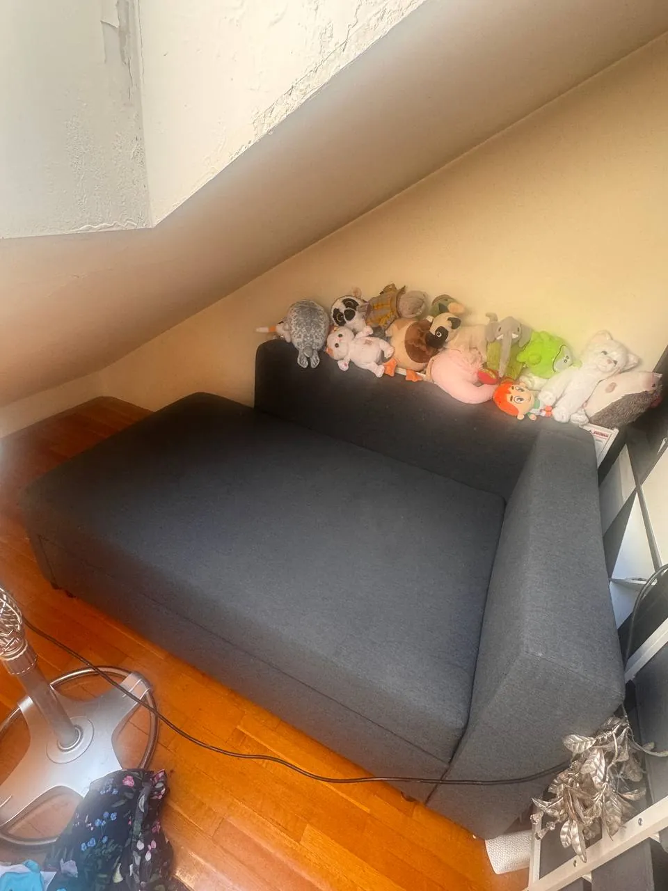 Диван-кровать с местом для хранения 1