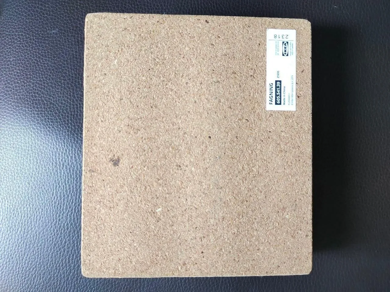 Подставка IKEA для телефона и планшета 1