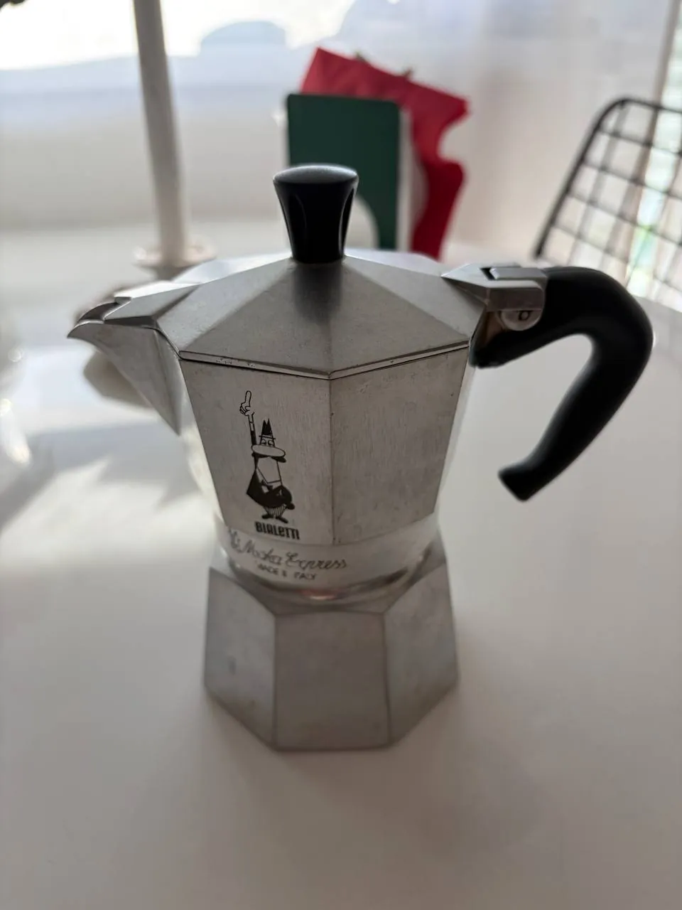 Кофемолка Bosch вафельница и кофеварка Bialetti 5