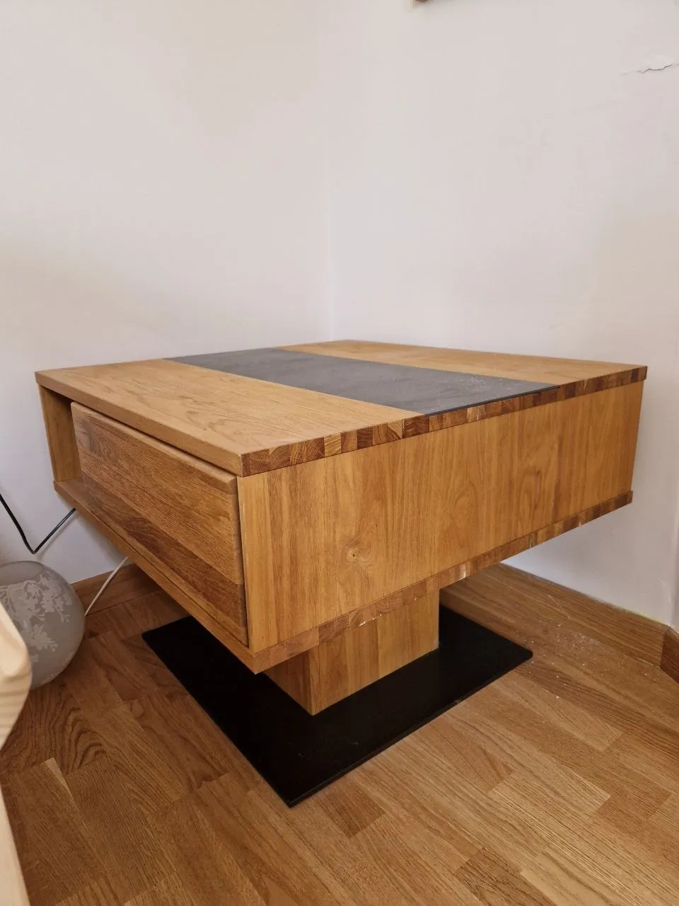 Столик Lesnina новый с двумя ящиками 46x43 см 4