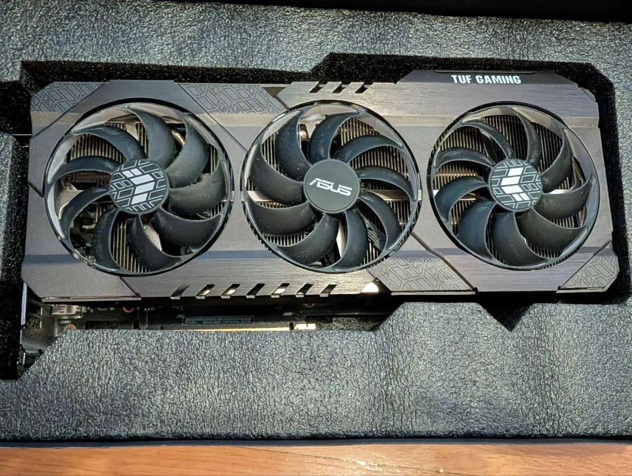 Видеокарта RTX 3070 ASUS TUF 8GB и БП Chieftec 750W 1