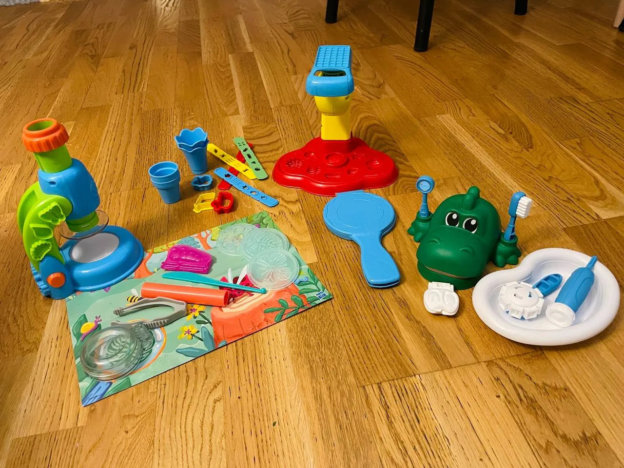 Детские игрушки PlayDoh песок пазлы книги 3