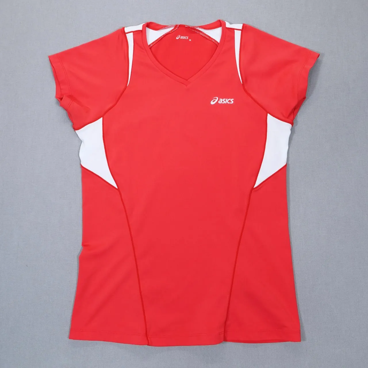 Кроссовки Reebok ASICS и спортивная одежда 4