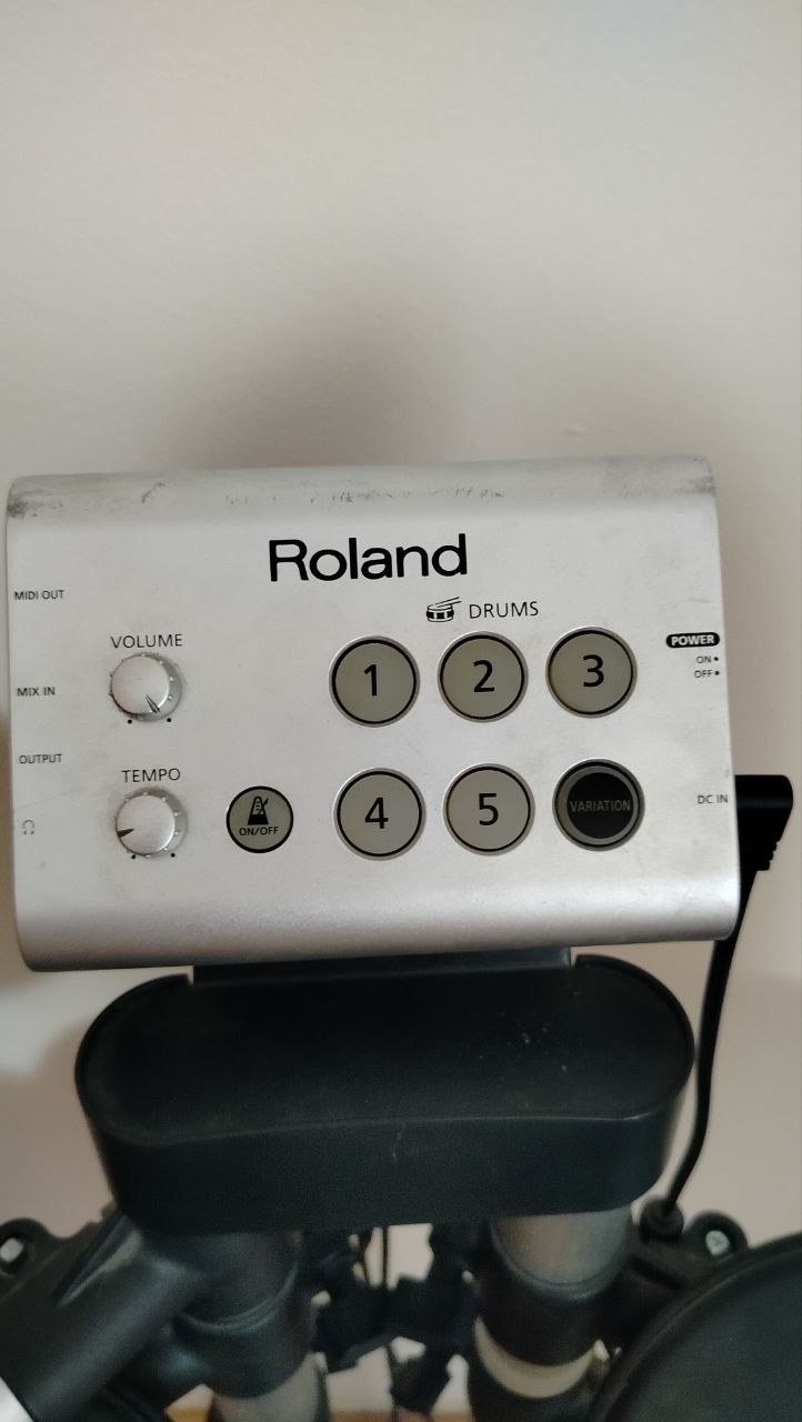 Электронная барабанная установка Roland 3