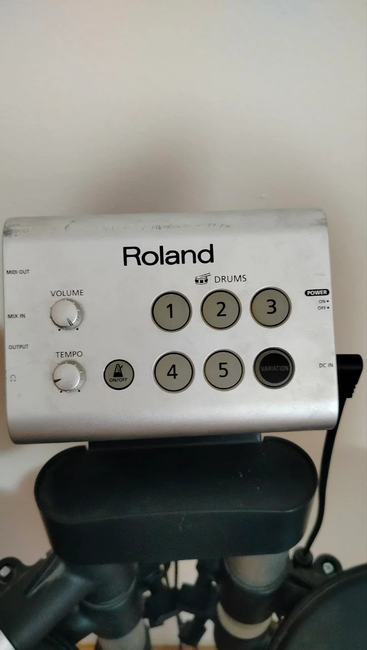 Электронная барабанная установка Roland 3