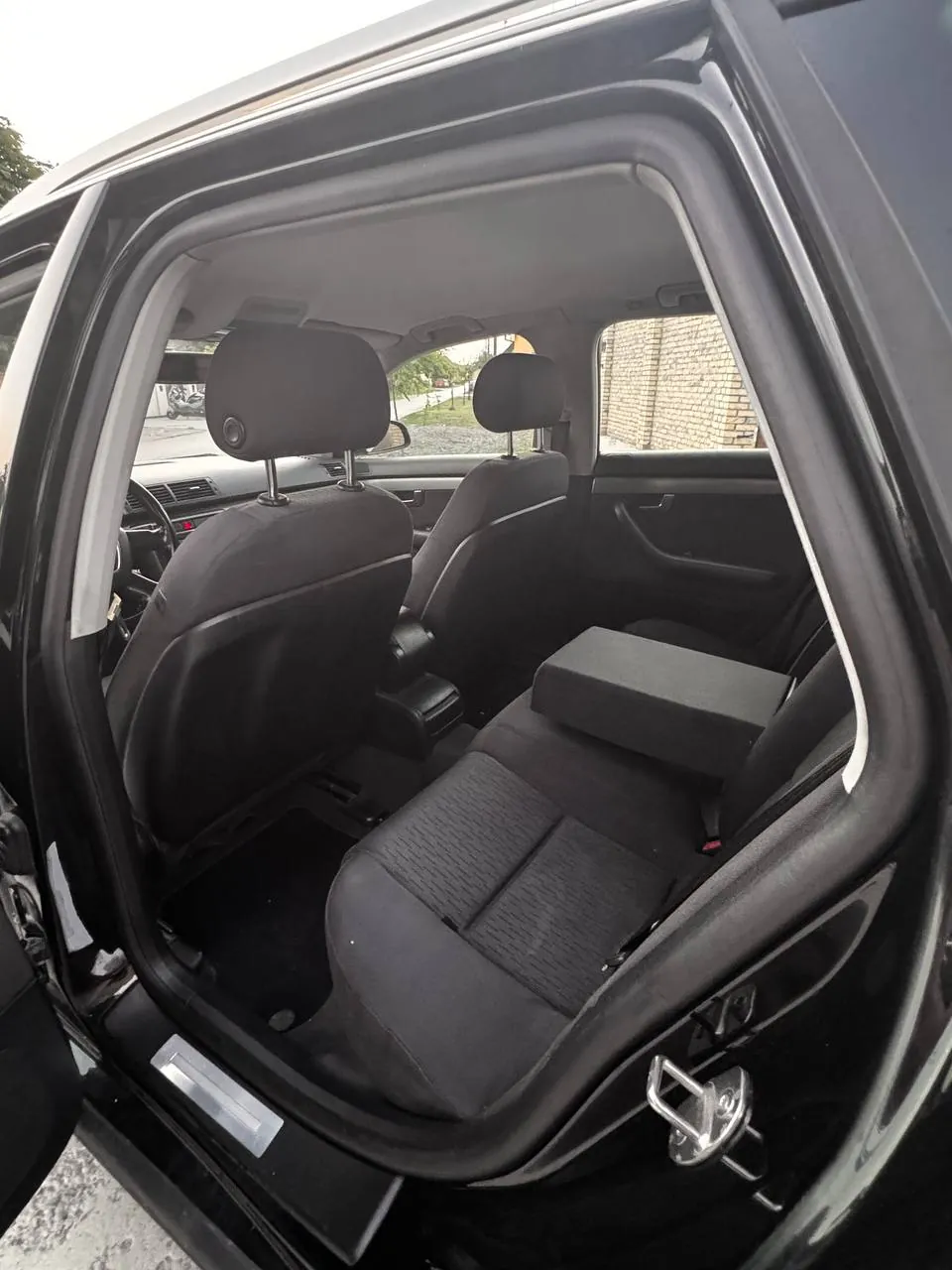 Audi A4 универсал 2.0 TDI 2005 10