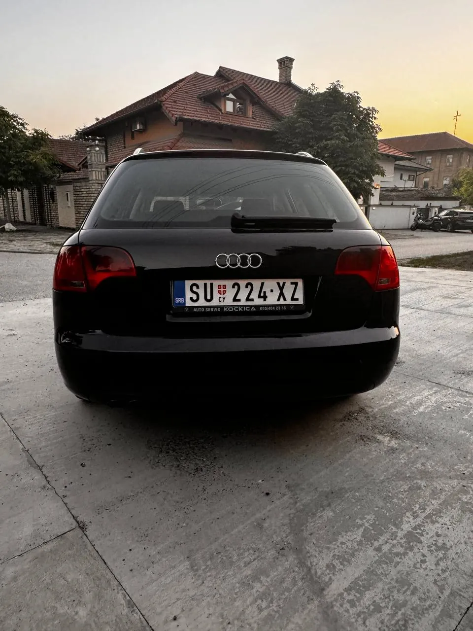 Audi A4 универсал 2.0 TDI 2005 6