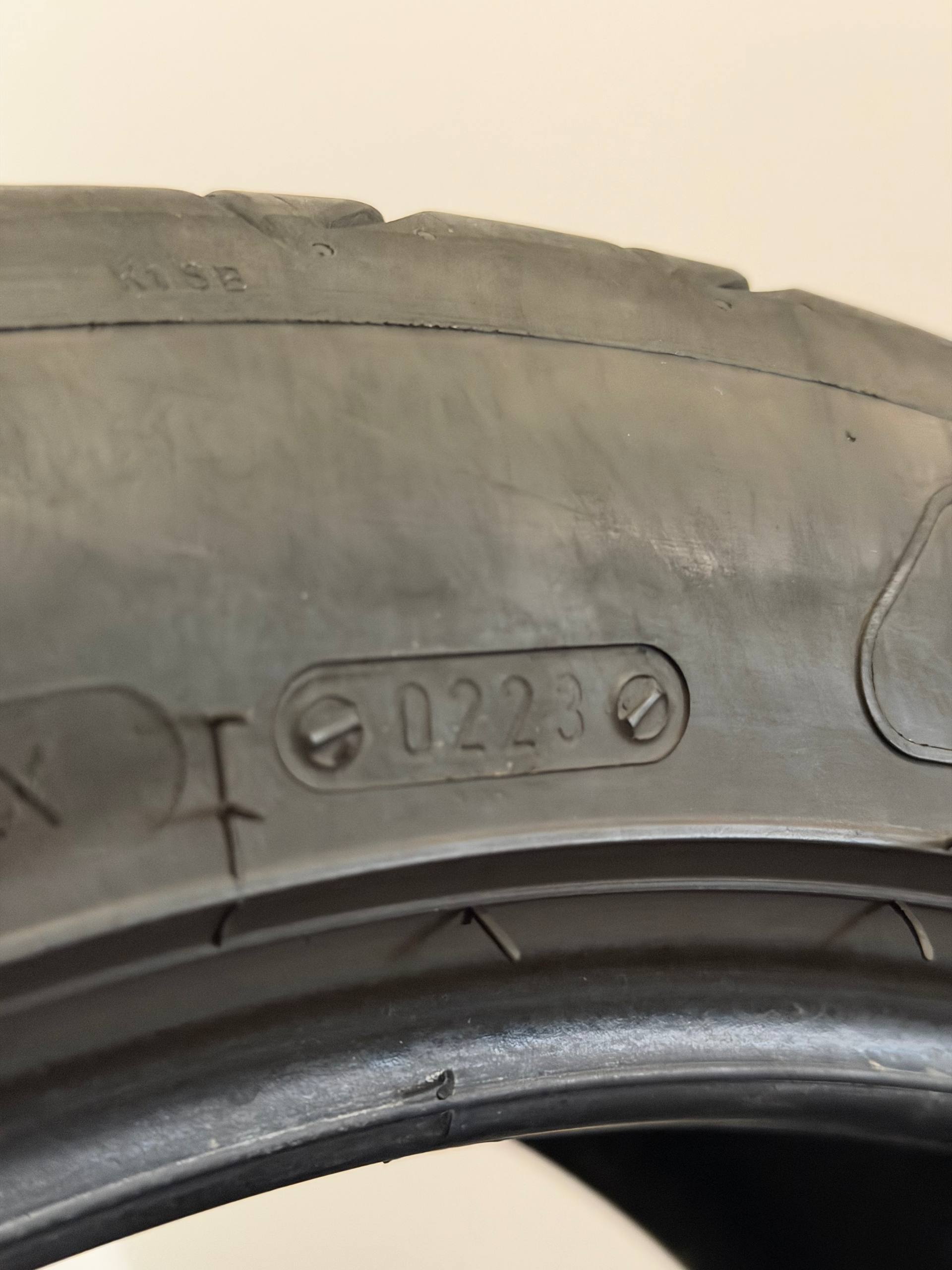 Летние шины 225/45/17 Taurus UHP 3