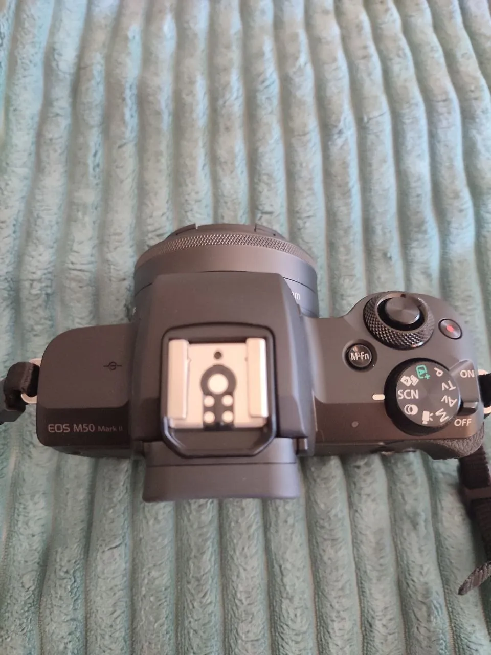 Беззеркальная камера Canon EOS M50 Mark II 4