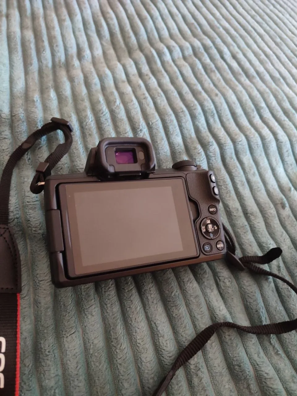 Беззеркальная камера Canon EOS M50 Mark II 2