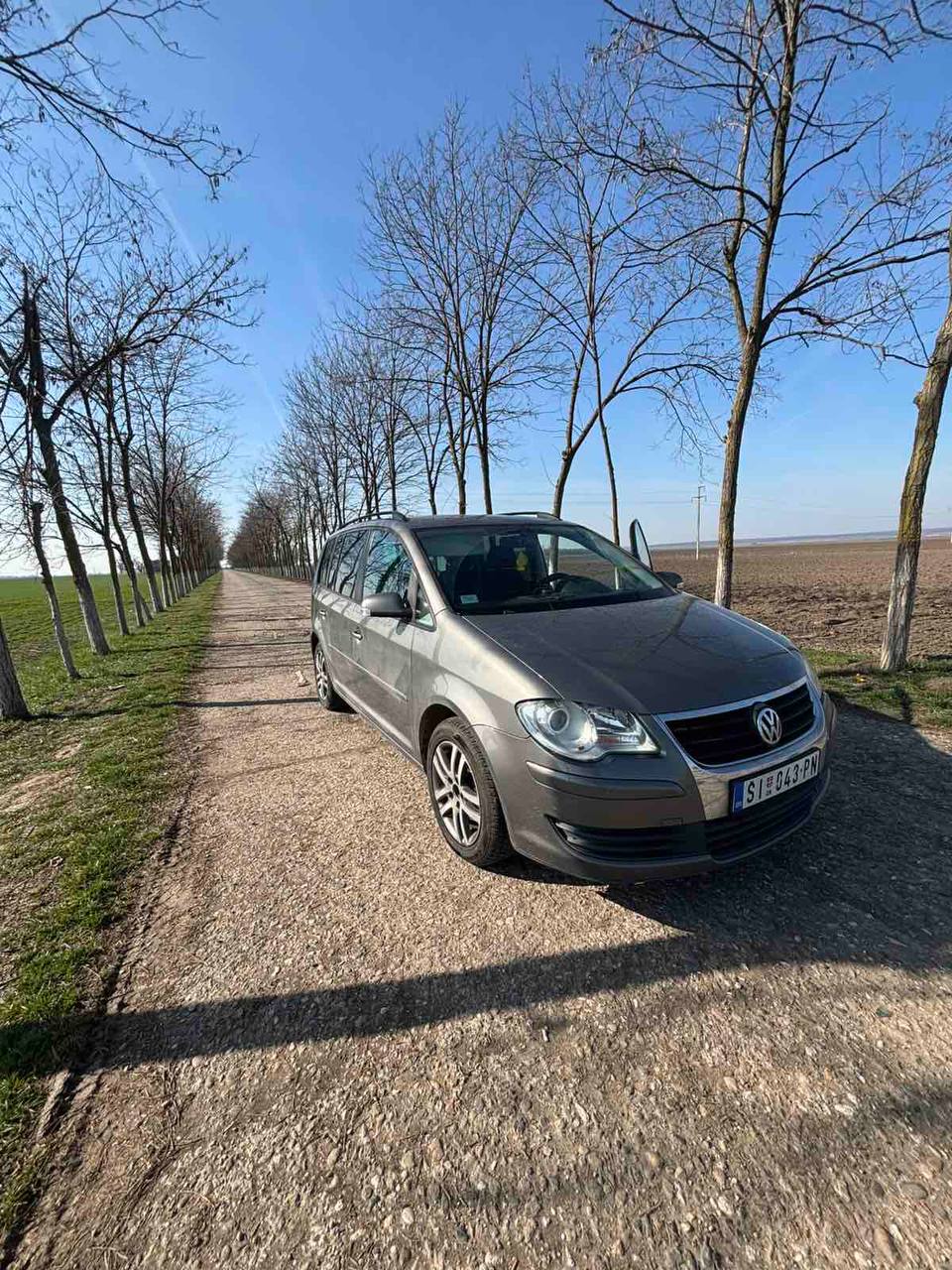 Volkswagen Touran 1.9 TDI 1