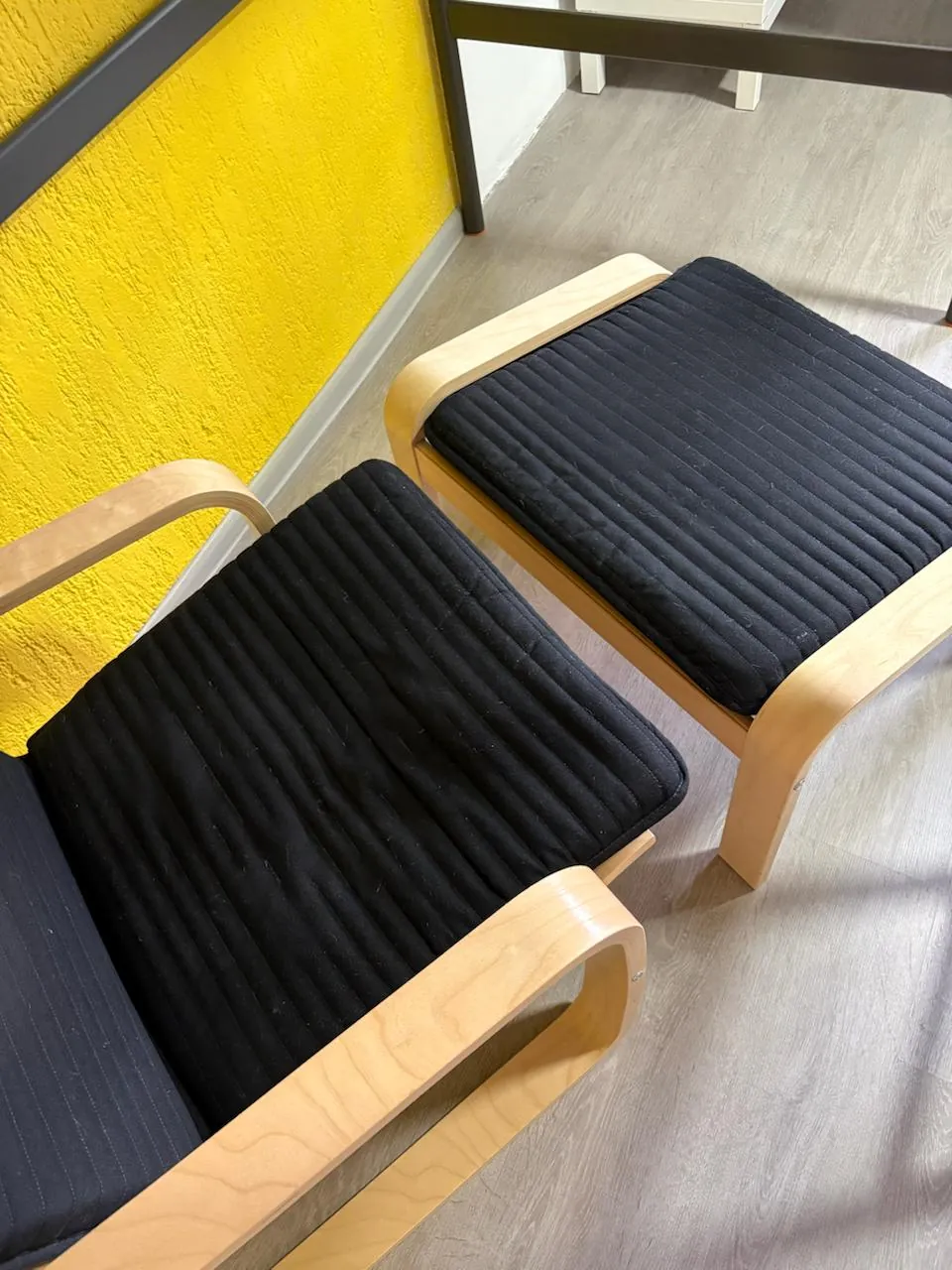 Кресло с подставкой для ног IKEA 4