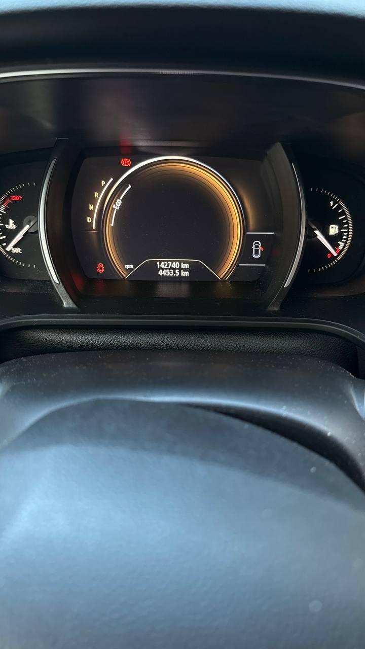 Renault Megane 1.5 DCI 9