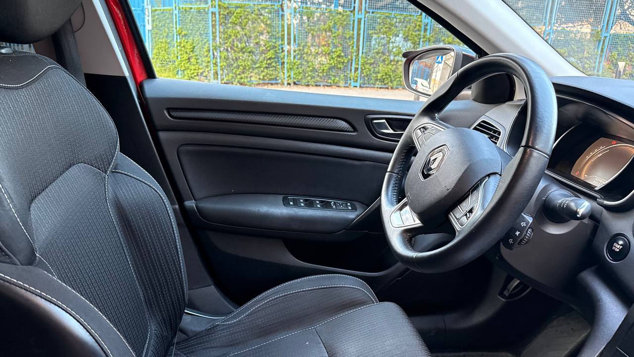 Renault Megane 1.5 DCI 7