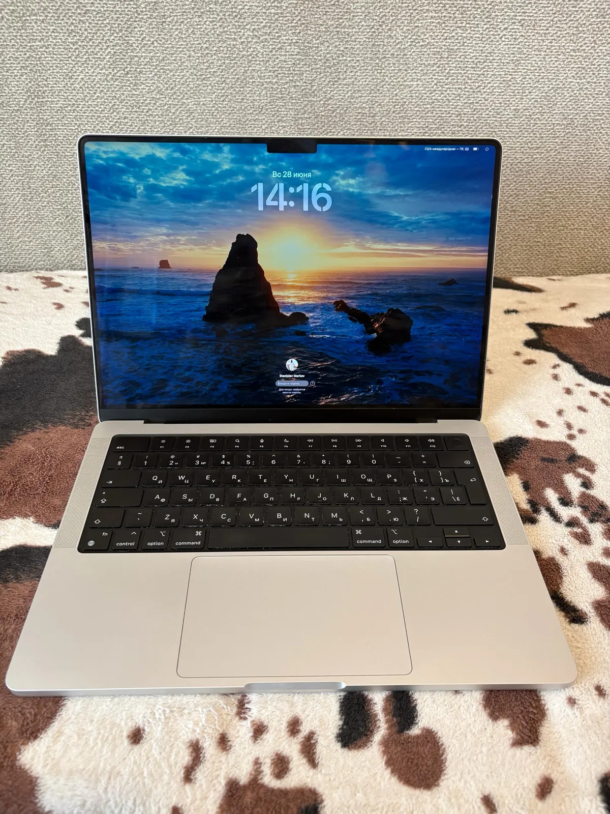 MacBook Pro 14 M3 8/512 ГБ 3