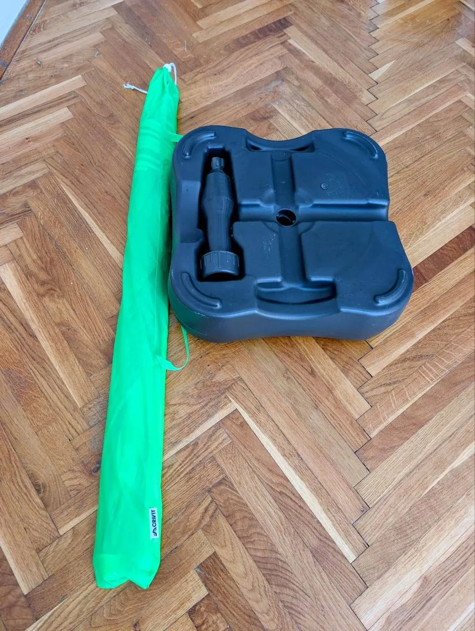Зонтик на подставке 2