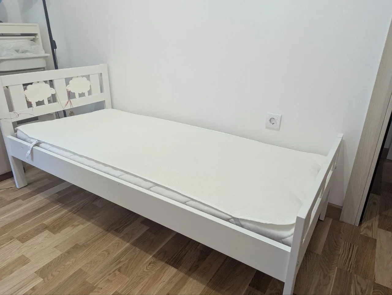 Детская кровать IKEA Kritter с матрасом 1