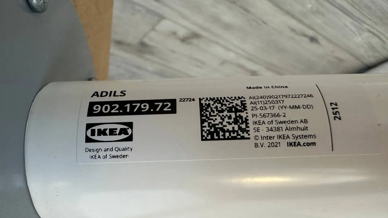 Два стола IKEA LINNMON 3