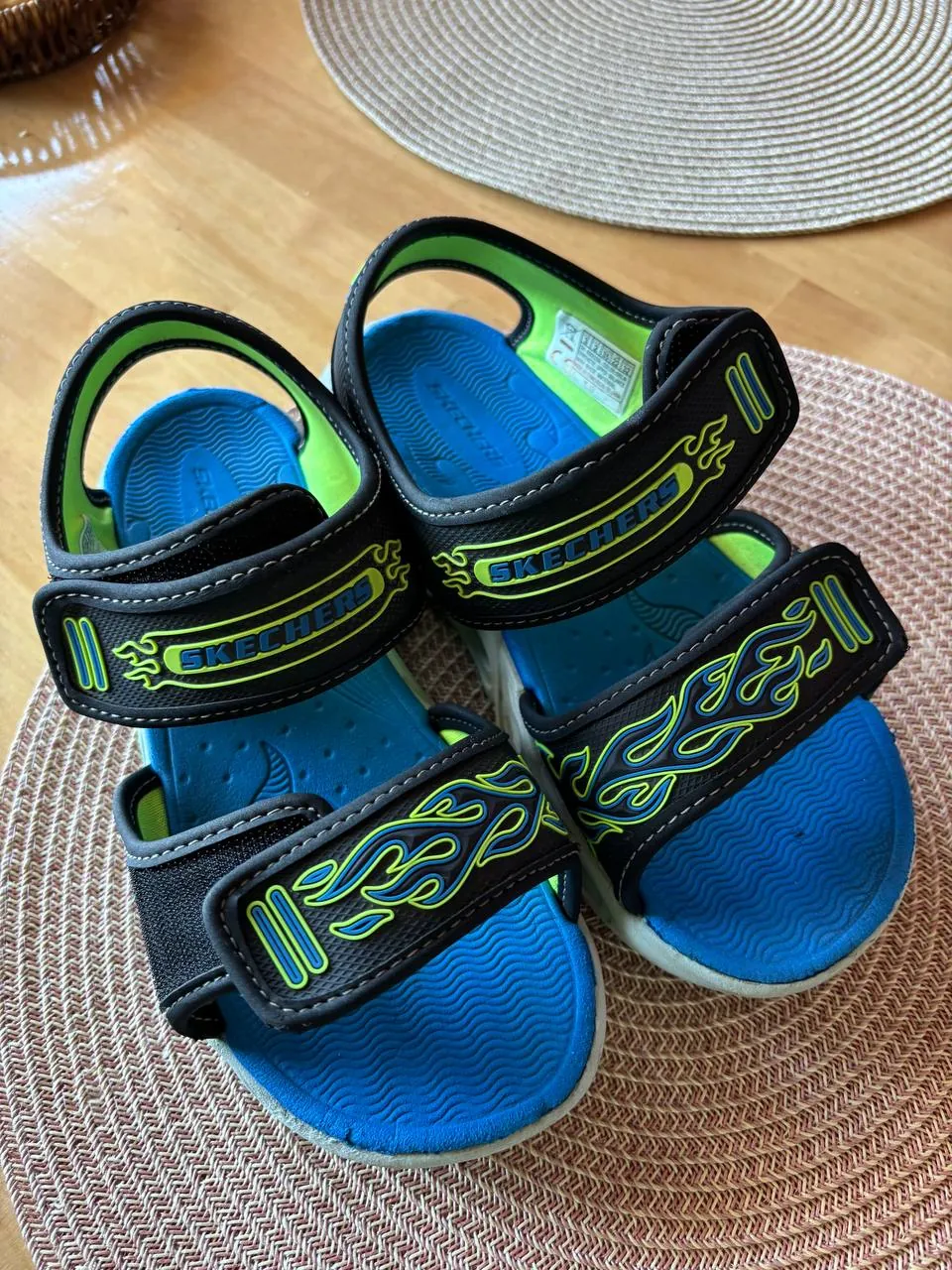 Детские сандалии Skechers с огоньками 34 1