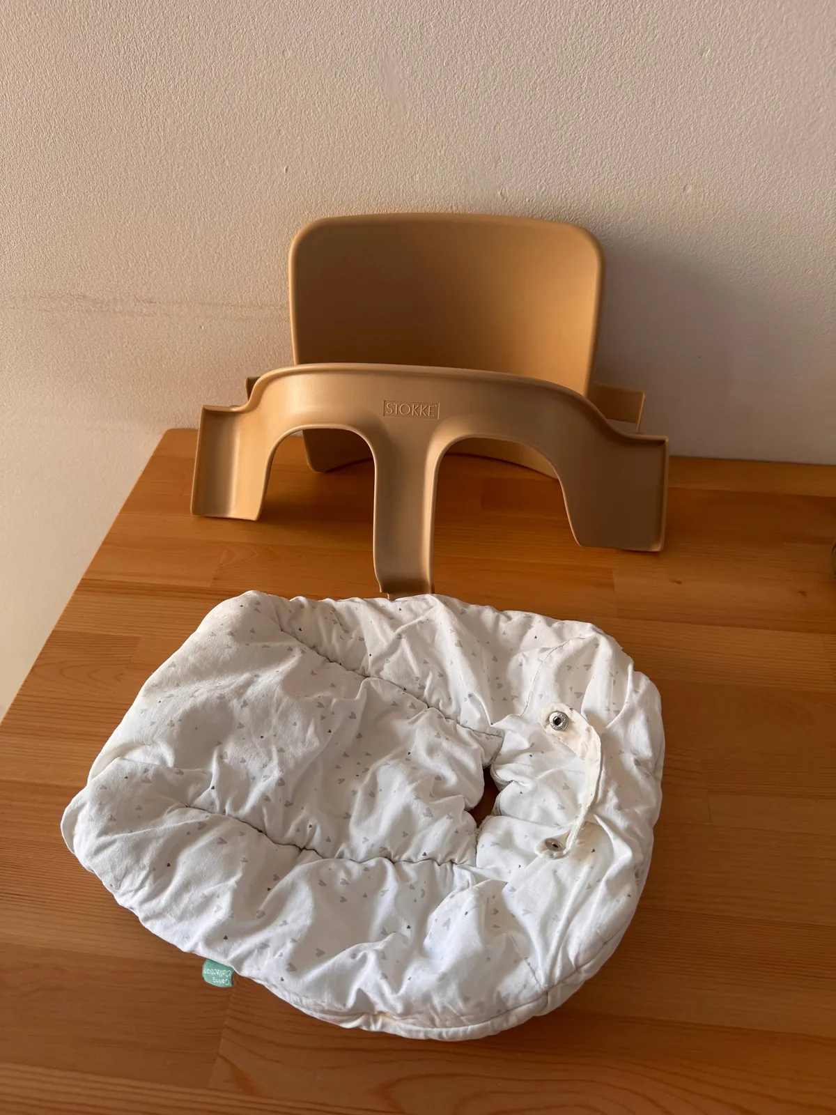 Stokke Tripp Trapp крепление и подушка 1