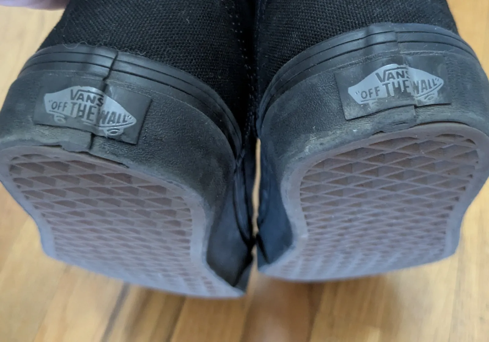 Кеды VANS размер 42 небольшой дефект ткани 3