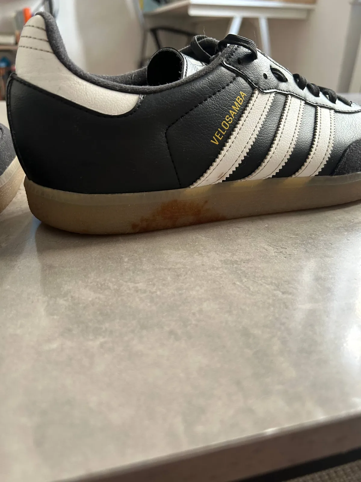 Кроссовки Adidas Velosamba размер 46 нюанс на подошве 4
