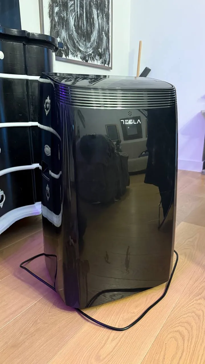 Напольный кондиционер TESLA TTMYB-12CHW 1