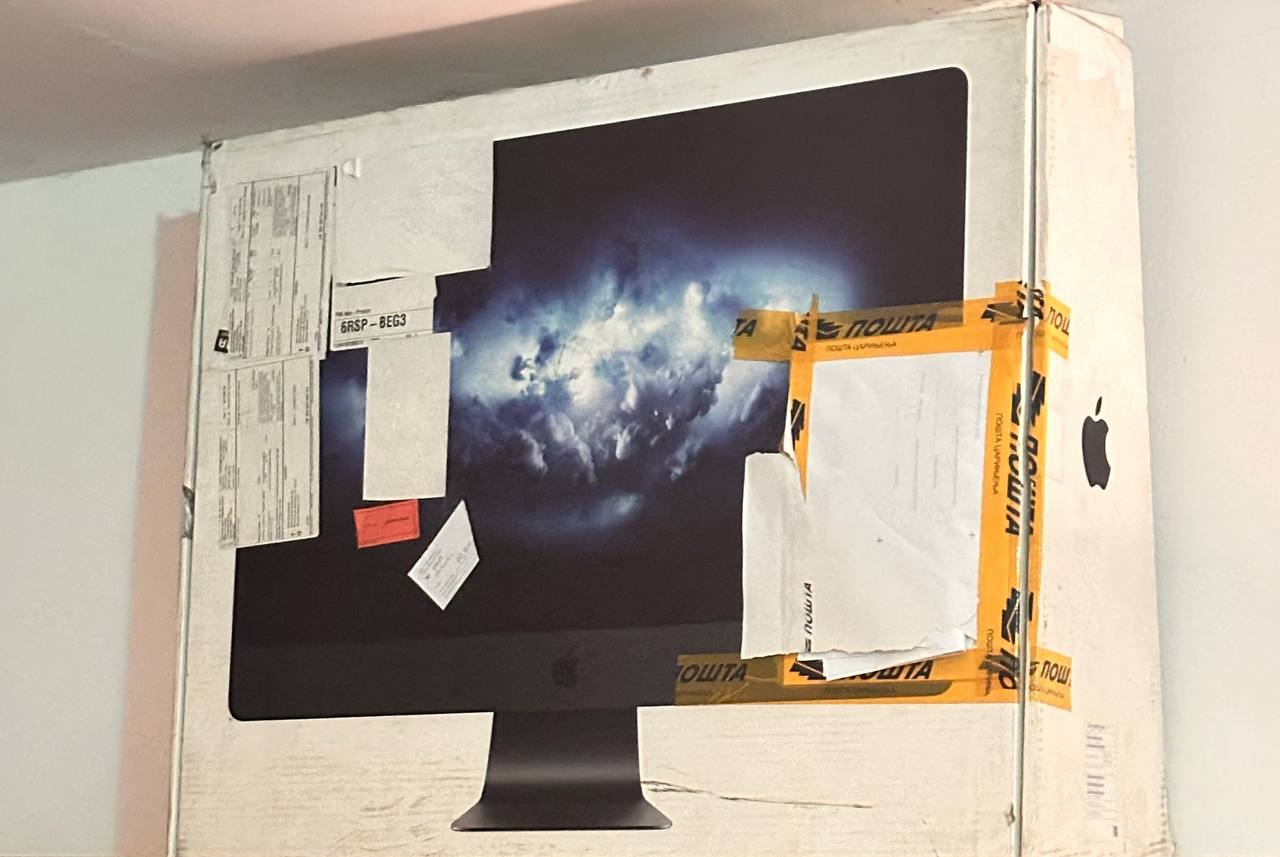 Компьютер-моноблок Apple iMac Pro 4