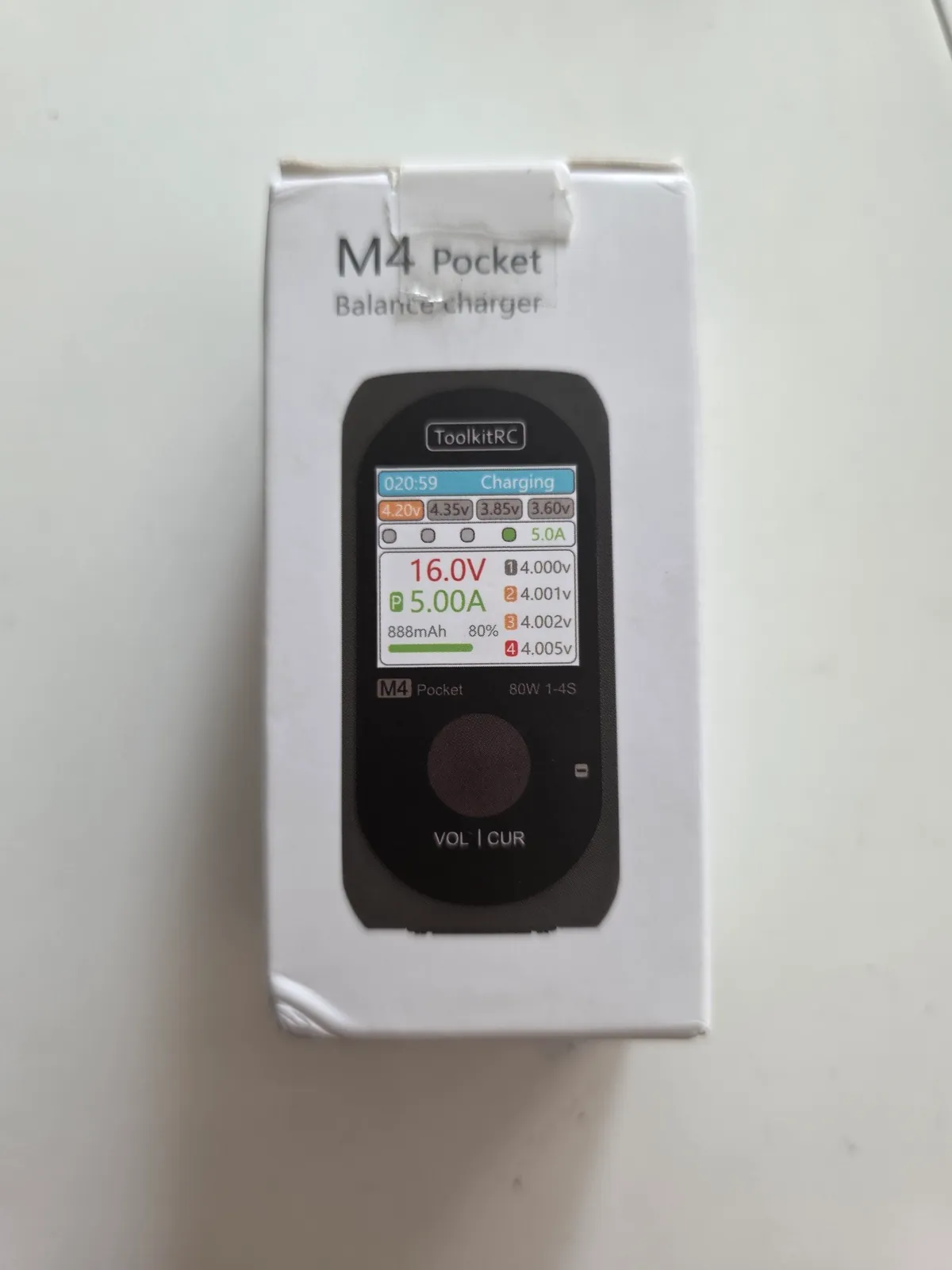 ToolkitRC M4P Pocket умное зарядное устройство Белград 1