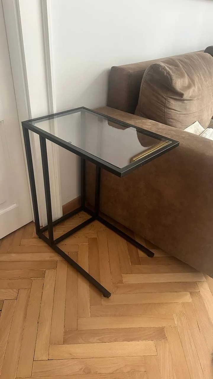 Столик IKEA отличное состояние Белград 1