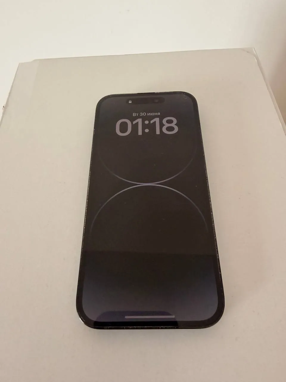 iPhone 14 Pro 256GB и геймпад DualSense PS5 1