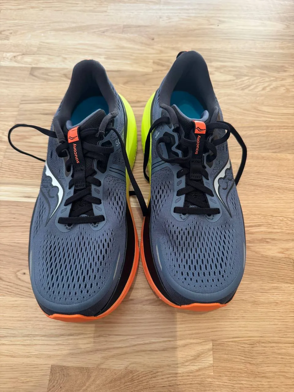 Беговые кроссовки Saucony Guide 18 EUR 42.5 1