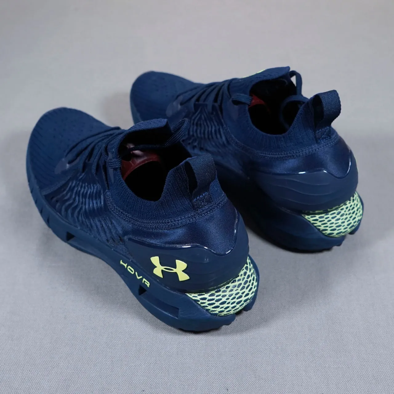 Кроссовки Under Armour HOVR Phantom RN р43 2