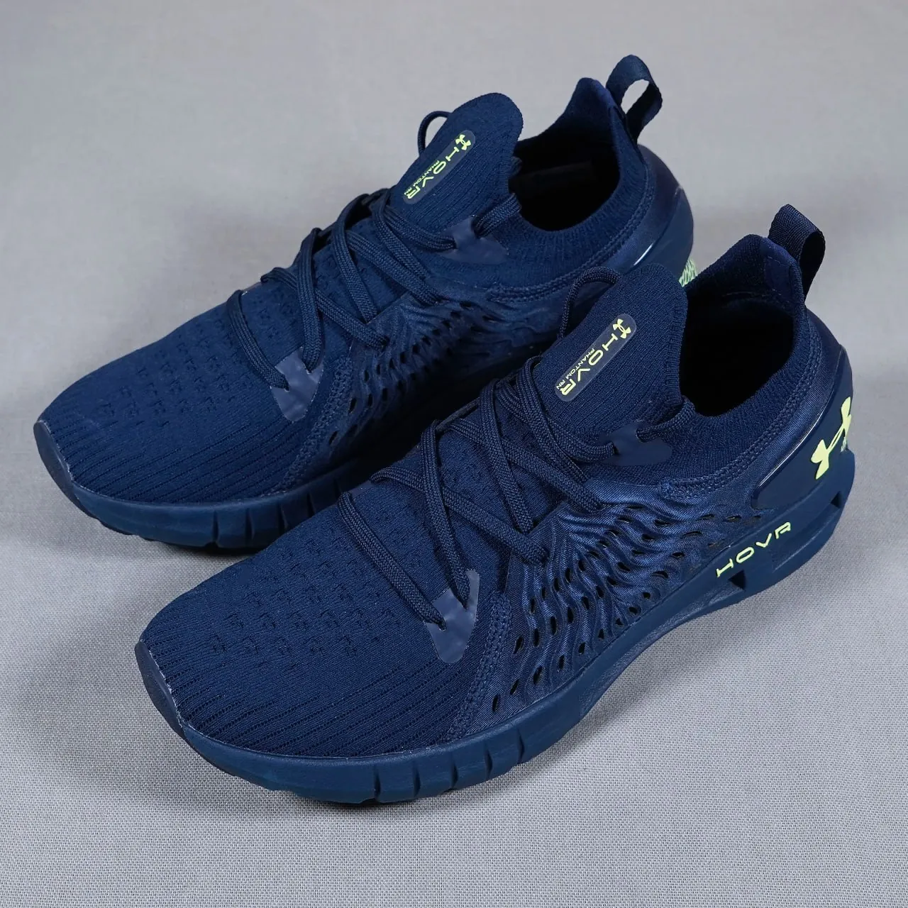 Кроссовки Under Armour HOVR Phantom RN р43 1
