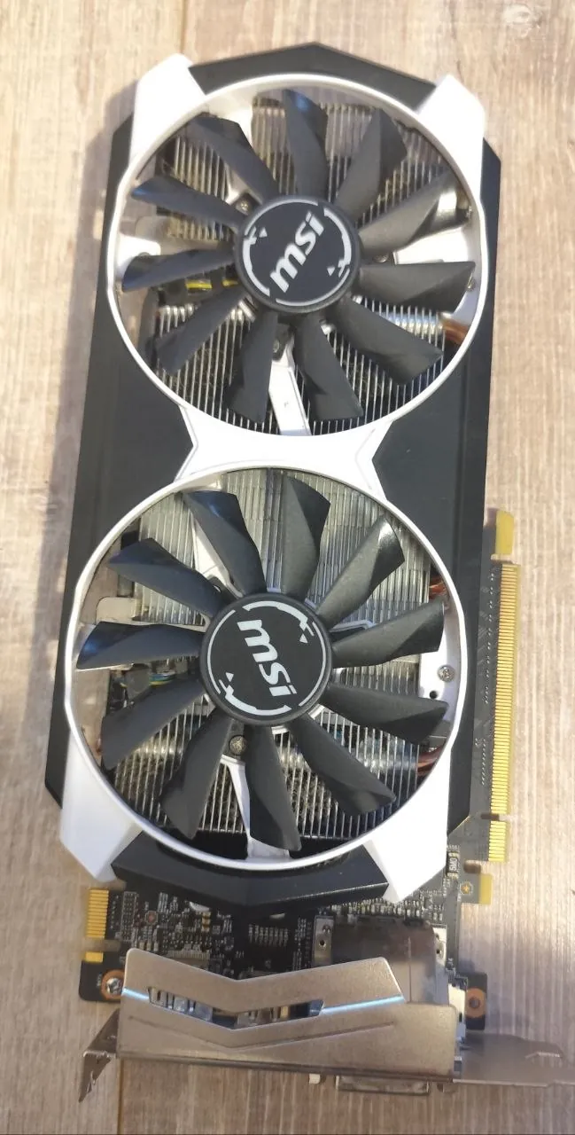 Видеокарта GTX 960 2GB 4