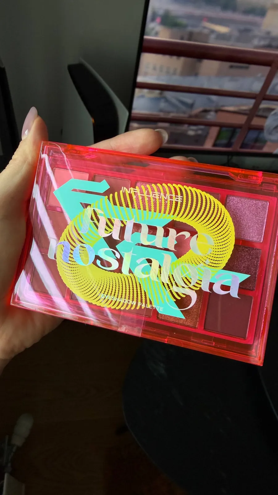 Палетка теней новая 700 RSD 1