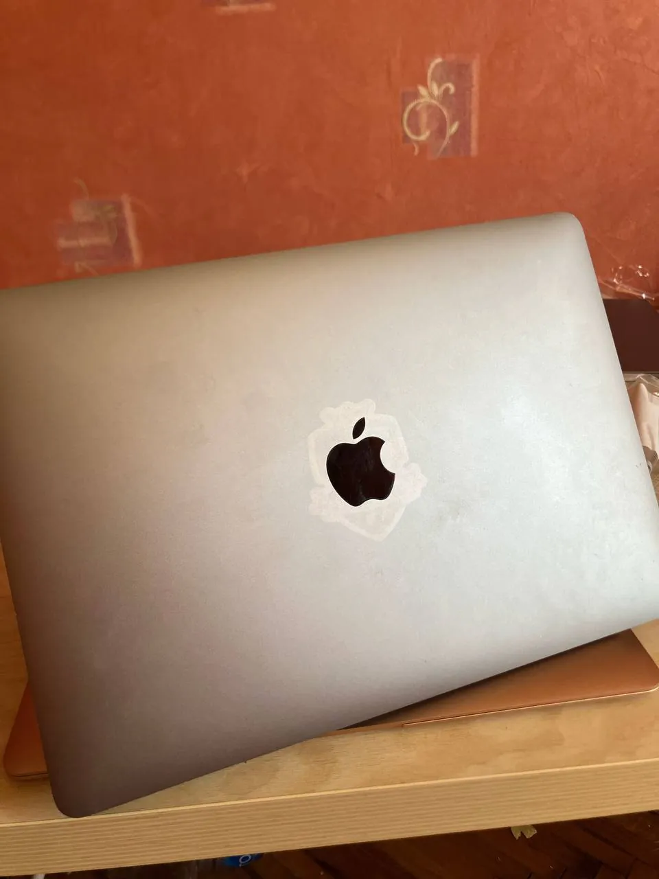 PS4 Pro 1TB MacBook Pro M2 и MacBook Pro Intel 13 дюймов 2