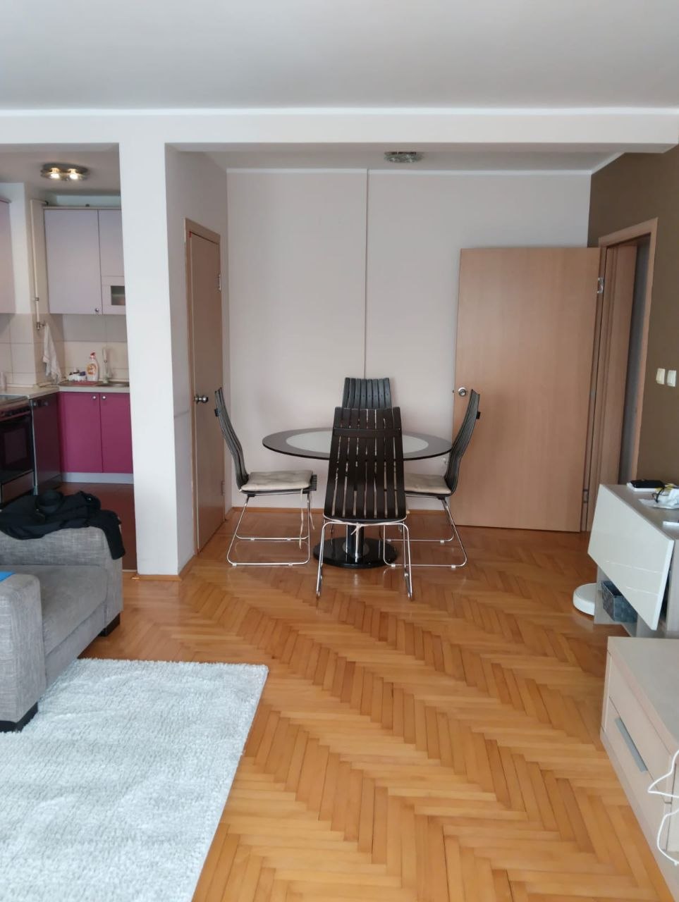 Сдаётся трёхкомнатная квартира в Панчево 2