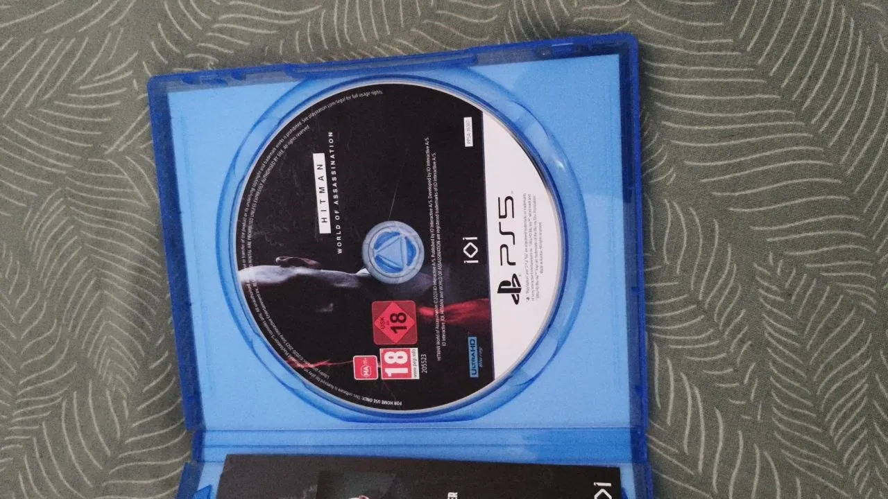 Игры PS5 HITMAN WoA и 007 First Light 4