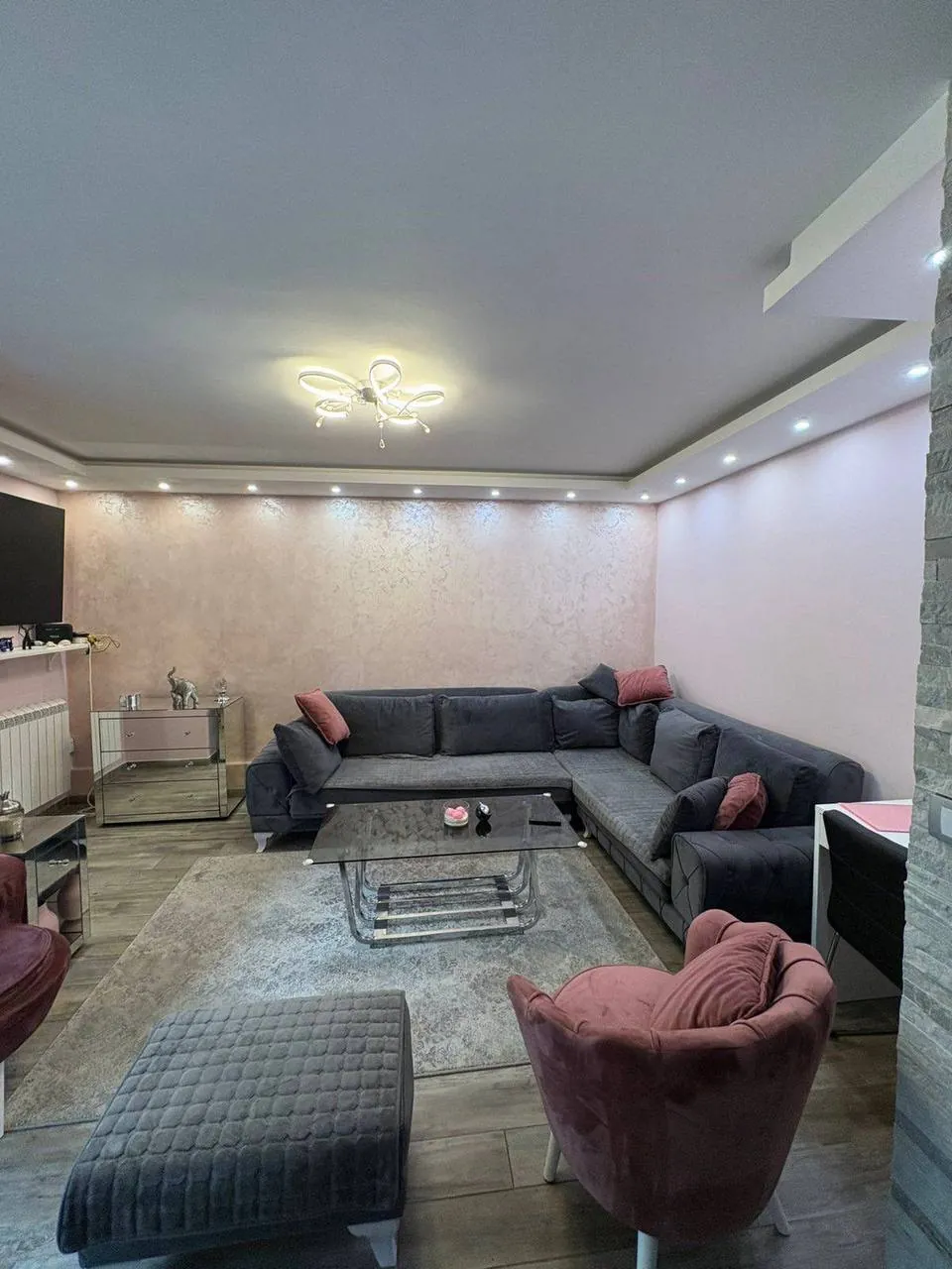 Аренда квартиры Вождовац 56м2 680 EUR 8