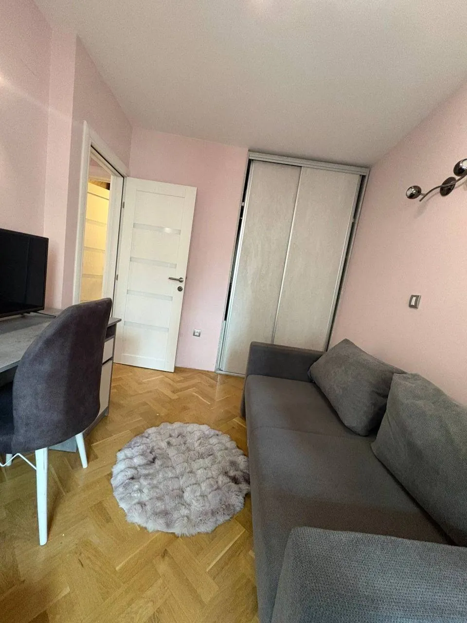 Аренда квартиры Вождовац 56м2 680 EUR 9
