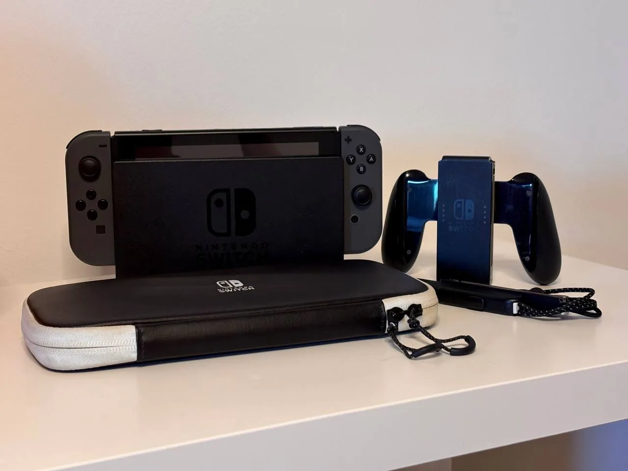 Nintendo Switch Rev.2 аккаунт 12 игр 1